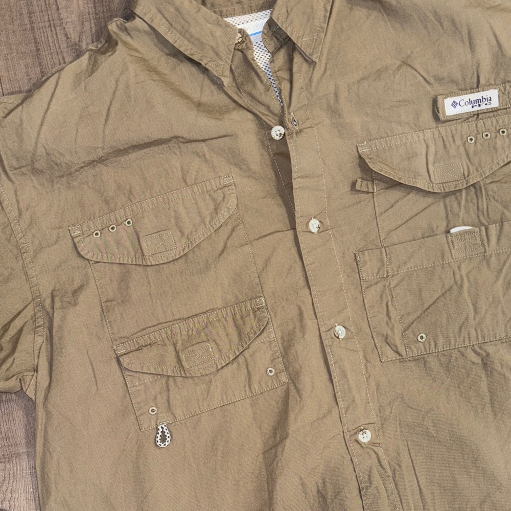 Columbia PFG Fishing Men's Short Sleeve Button Down Shirt - Picture 6 of 10